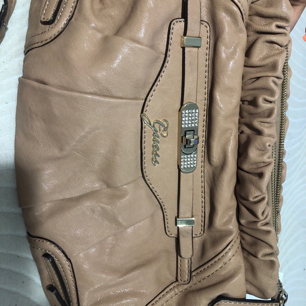 Beige Guess Handbag / Purse with Shoulder Strap